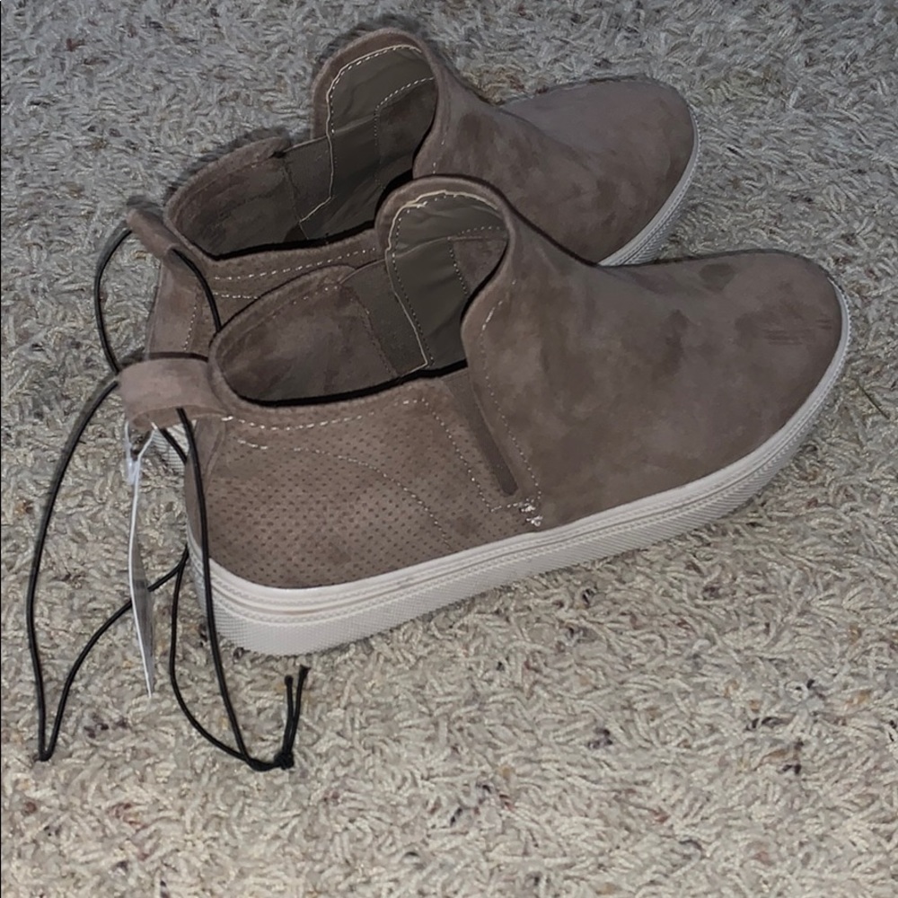 Taupe sneakers